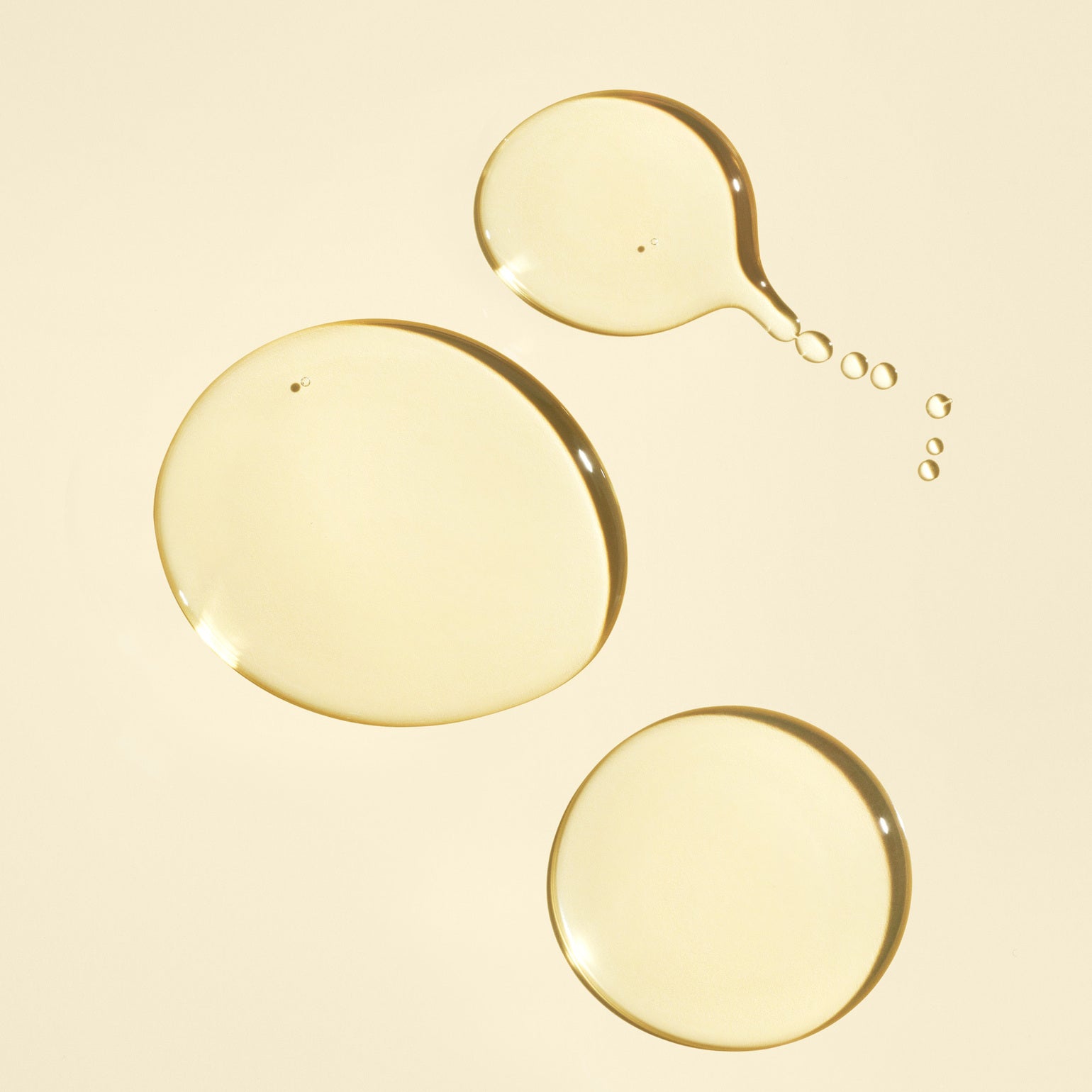 Gold Lust Nourishing Hair Oil - Image 2
