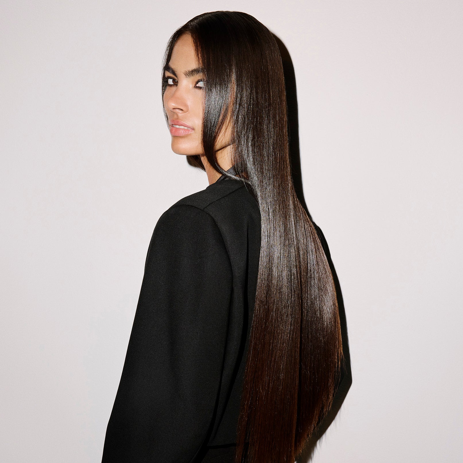 Supershine Hydrating Shampoo - Image 25